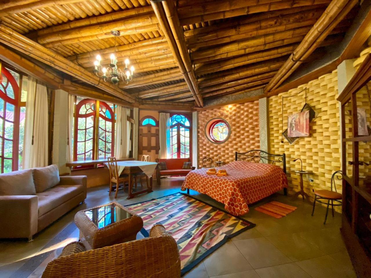 Finca Chamanapamba Guest House 바뇨스 외부 사진