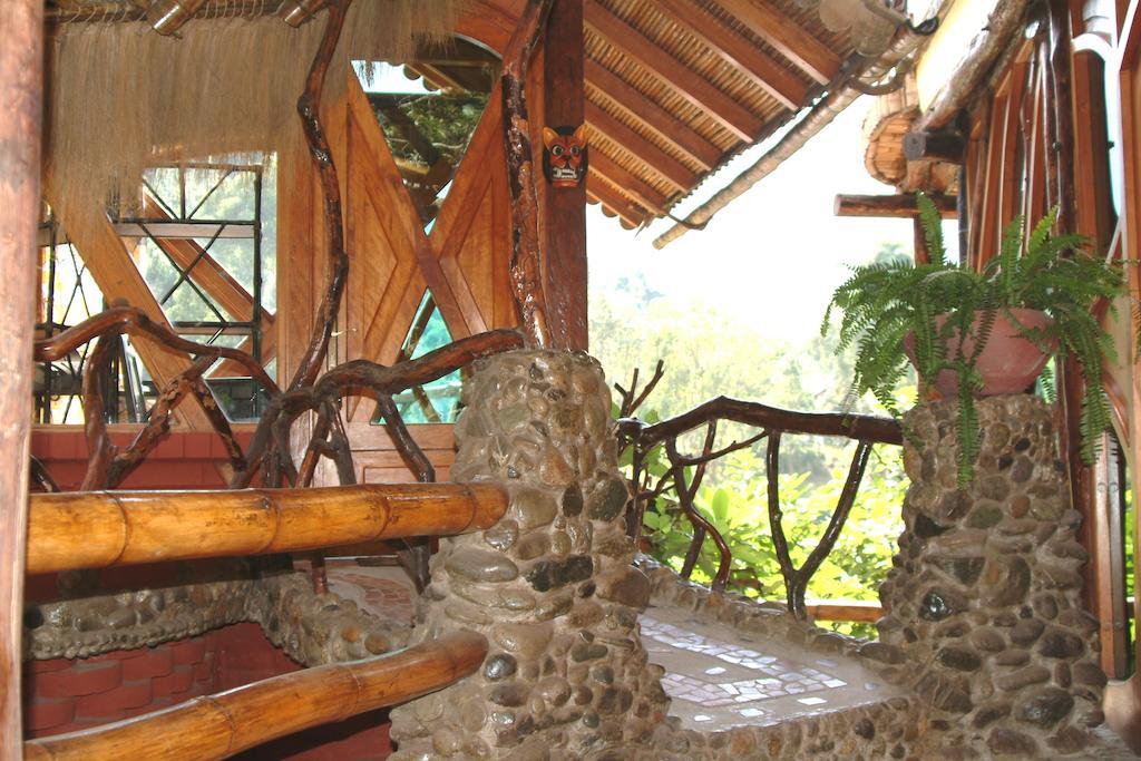 Finca Chamanapamba Guest House 바뇨스 외부 사진