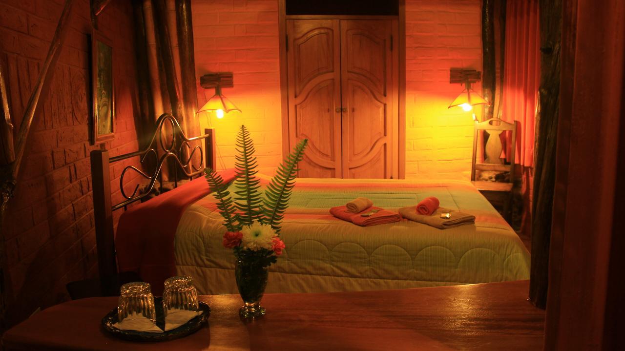 Finca Chamanapamba Guest House 바뇨스 외부 사진
