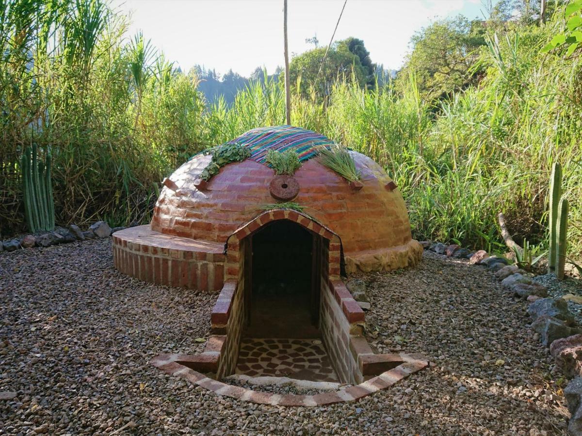 Finca Chamanapamba Guest House 바뇨스 외부 사진